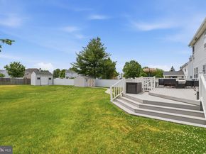 2732 Woodsview Drive, Bensalem PA 19020