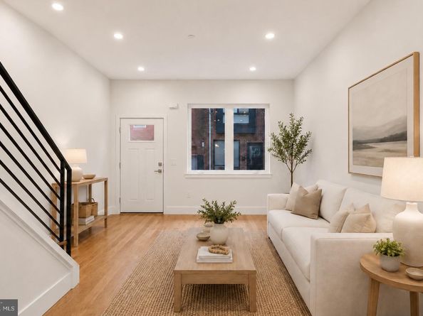525 Sigel Street, Philadelphia PA 19148