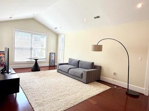 910 Powhatan Street 304S, Alexandria VA 22314