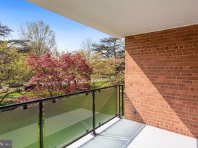 4201 Cathedral Avenue NW 215W, Washington DC 20016