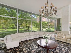 4201 Cathedral Avenue NW 215W, Washington DC 20016