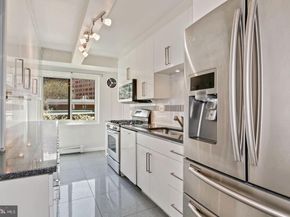 4201 Cathedral Avenue NW 215W, Washington DC 20016