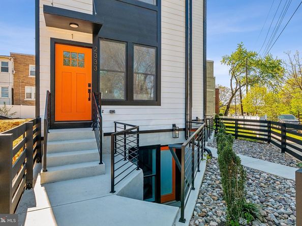 2333 Fairlawn Avenue SE 2, Washington DC 20020