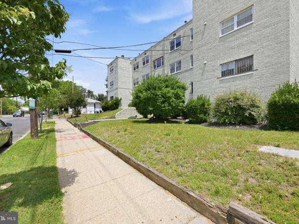 4810 Quarles Street NE 205, Washington DC 20019