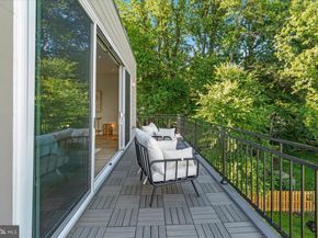 2841 Edgelea Road, Vienna VA 22181