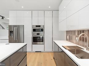 2841 Edgelea Road, Vienna VA 22181