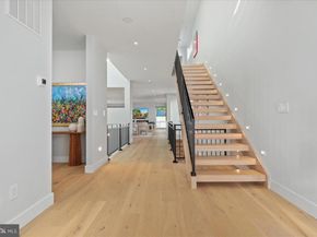 2841 Edgelea Road, Vienna VA 22181