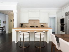 2913 University Terrace NW, Washington DC 20016