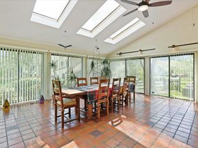8200 W Gainsborough Court, Potomac MD 20854