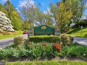 8200 W Gainsborough Court, Potomac MD 20854