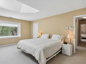 8200 W Gainsborough Court, Potomac MD 20854