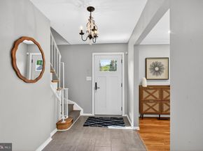 1834 Saint Roman Drive, Vienna VA 22182