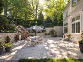 5821 Goldsboro Road, Bethesda MD 20817