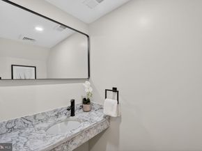 1114 Oates Street NE, Washington DC 20002