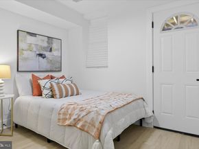 1704 Independence Avenue SE, Washington DC 20003