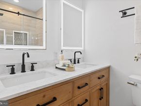 1704 Independence Avenue SE, Washington DC 20003