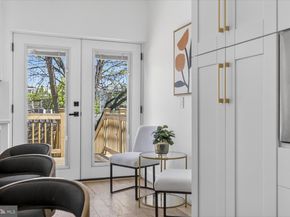 1704 Independence Avenue SE, Washington DC 20003