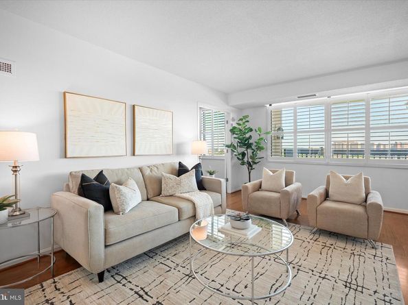 3713 S George Mason Drive 1102 WEST, Falls Church VA 22041