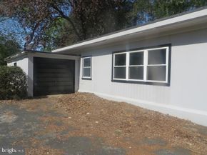 8200 Cheltenham Avenue, Glenside PA 19038