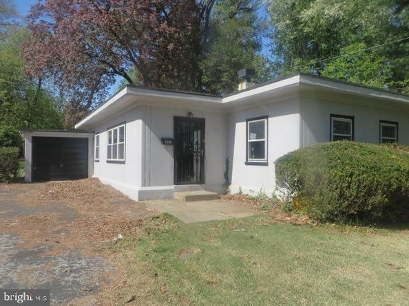 8200 Cheltenham Avenue, Glenside PA 19038