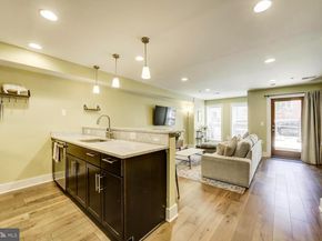 2505 17TH Street NW 1, Washington DC 20009