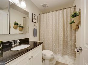 2505 17TH Street NW 1, Washington DC 20009