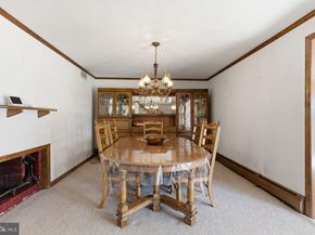 154 Pinewood Drive, Levittown PA 19054