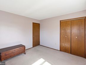 154 Pinewood Drive, Levittown PA 19054