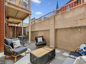 1210 R Street NW B15, Washington DC 20009