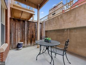 1210 R Street NW B15, Washington DC 20009