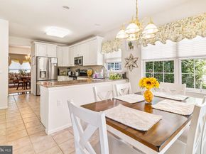 617 N Settlers Circle, Warrington PA 18976