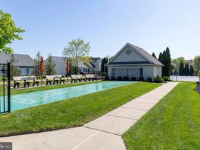 617 N Settlers Circle, Warrington PA 18976