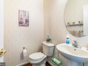 617 N Settlers Circle, Warrington PA 18976