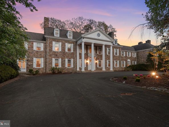 1035 Wright Drive, Huntingdon Valley PA 19006