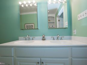 471 Chandlee Drive, Berwyn PA 19312