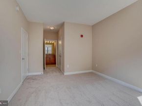 1111 25TH Street NW 923, Washington DC 20037