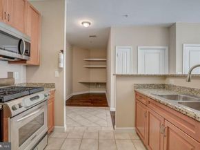 1111 25TH Street NW 923, Washington DC 20037