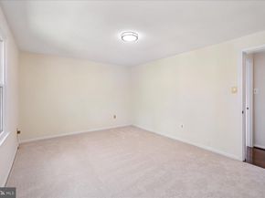 10806 Oldfield Drive, Reston VA 20191