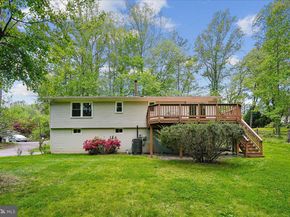 10806 Oldfield Drive, Reston VA 20191