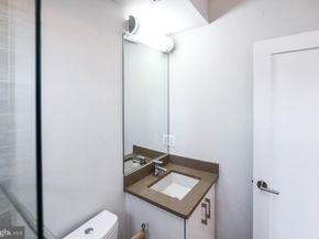 913 Quincy Street NE 3, Washington DC 20017