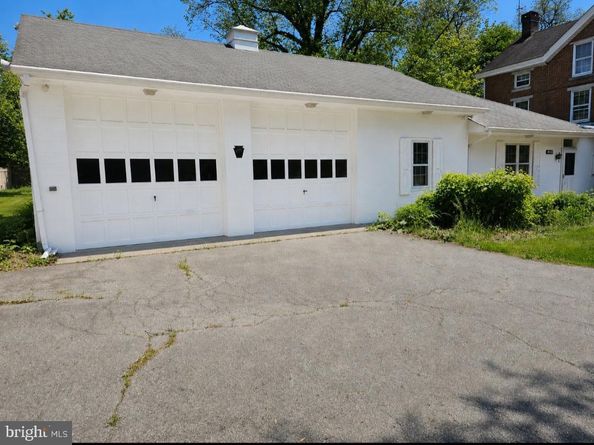 900 Homestead Lane, Ambler PA 19002