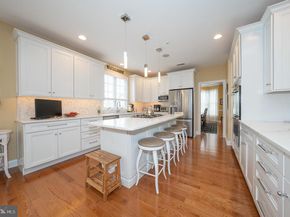 1109 Riverview Lane, Conshohocken PA 19428