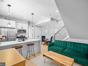 1915 H St NE PH1, Washington DC 20002