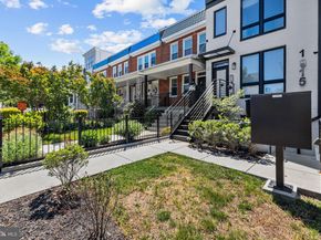 1915 H St NE PH1, Washington DC 20002