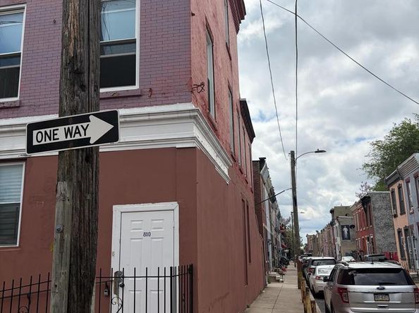 810 W Somerset Street, Philadelphia PA 19133