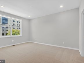 142 Pepperell Street, Alexandria VA 22304
