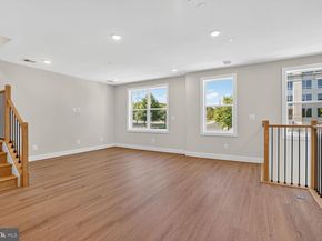 142 Pepperell Street, Alexandria VA 22304