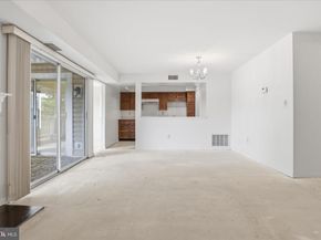 4524 28TH Road S E (139), Arlington VA 22206