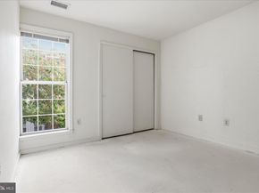 4524 28TH Road S E (139), Arlington VA 22206
