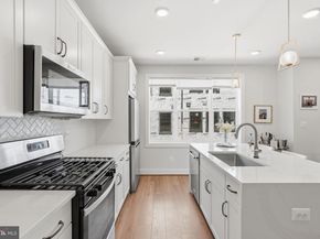 4927 Eisenhower Ave, Alexandria VA 22304